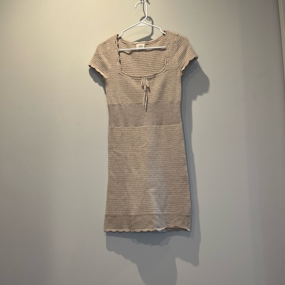 WILFRED DRESS SIZE SMALL - Picture 1 of 1